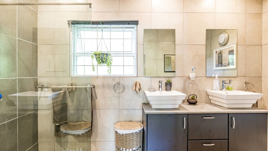 3 Bedroom Property for Sale in Valley Area Western Cape